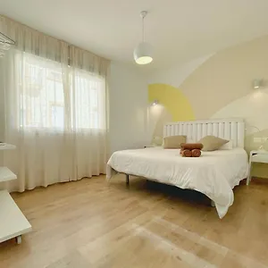 apartamento-soho-centro-malaga.hotelsinnerja.org/