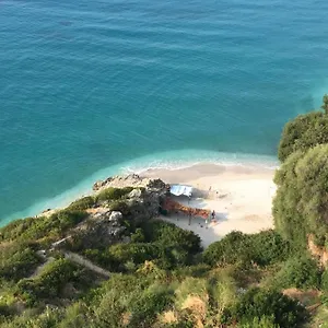 Odhisea Restaurant Appartamento Qeparo
